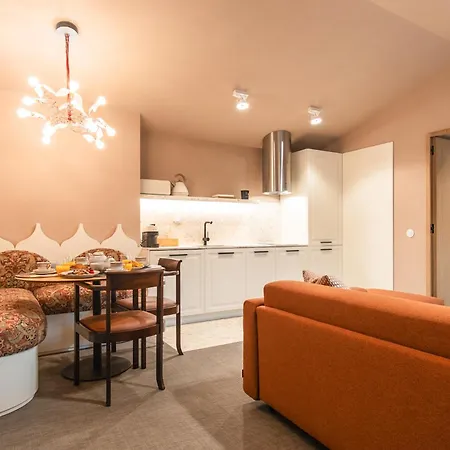 Apartment Sra Do Leite Next To Cathedral By Se *