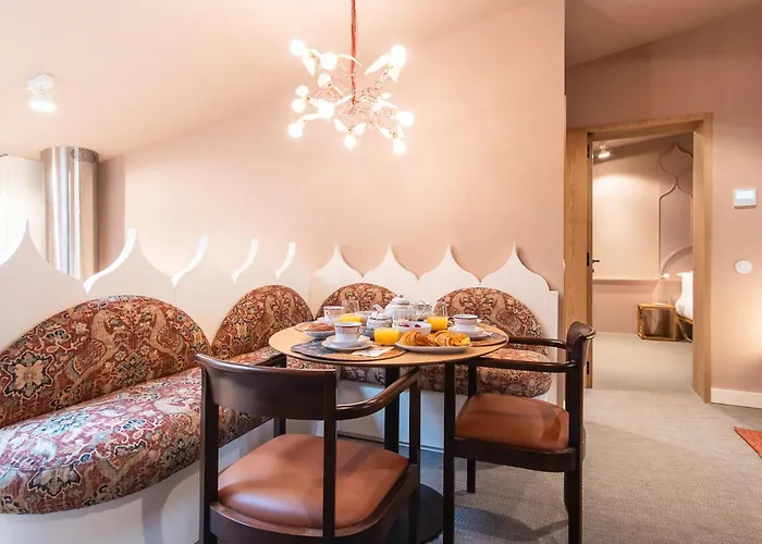 Sra Do Leite Next To Cathedral By Se Apartment Braga